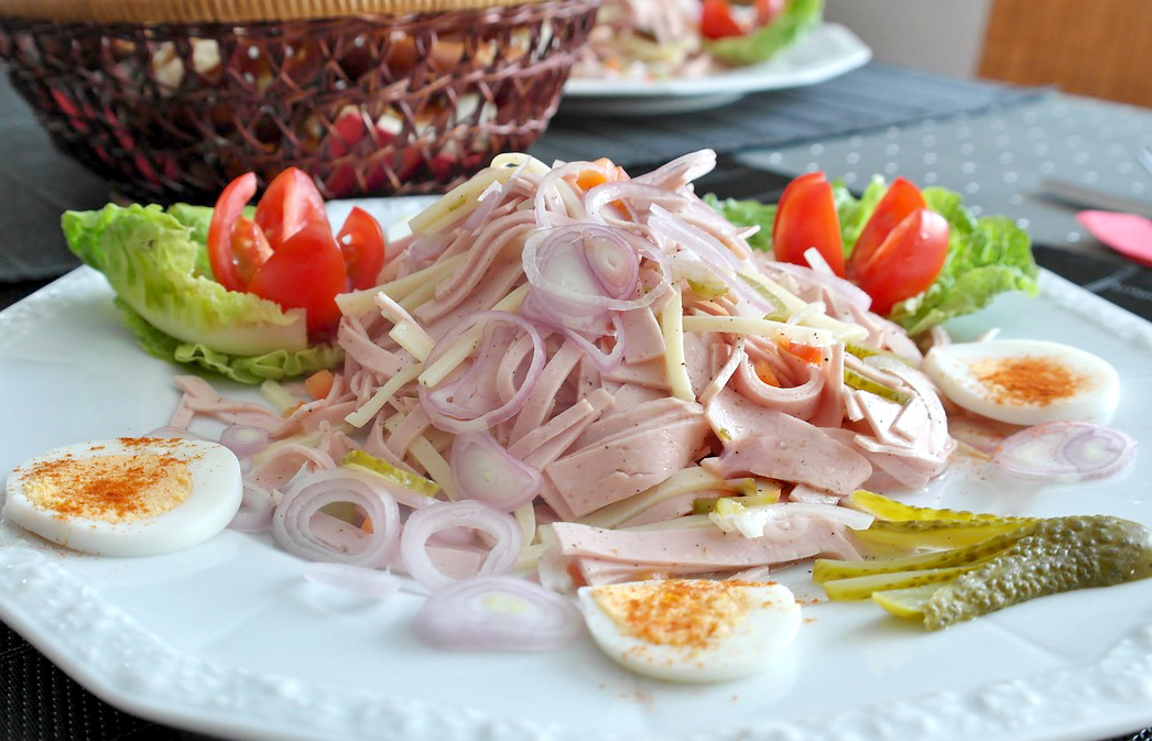 Köstlich